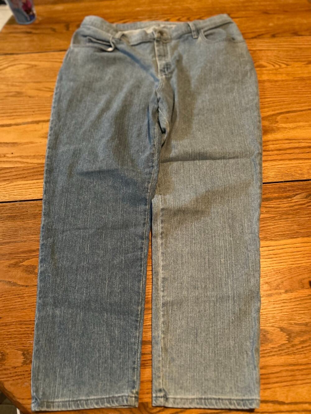 Riders by Lee womenβs boot cut mid rise blue jeans size 18wp